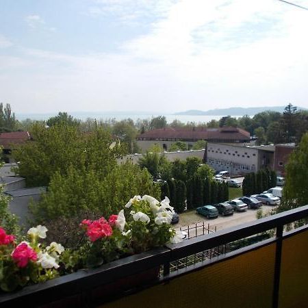 Liliom Apartments Balatonfuered Balatonfüred Exterior foto